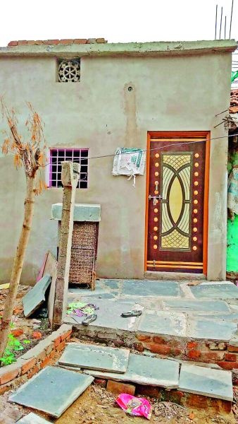 Construction of house building fund in Nagpur district has disappeared | नागपूर जिल्ह्यात घरकूल बांधकाम निधी झाला गायब