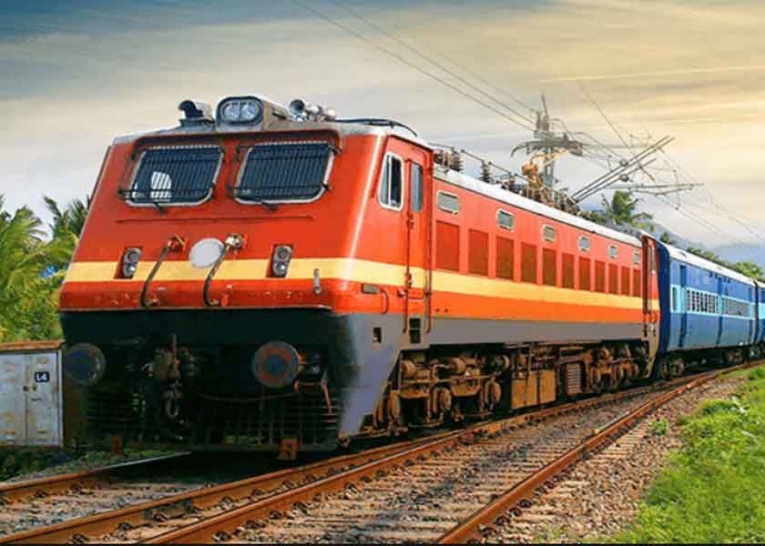 Start Alibaug Passenger on the RCF Toll Railway! | आरसीएफ थळच्या रेल्वे मार्गावर अलिबाग पॅसेंजर सुरू करा!
