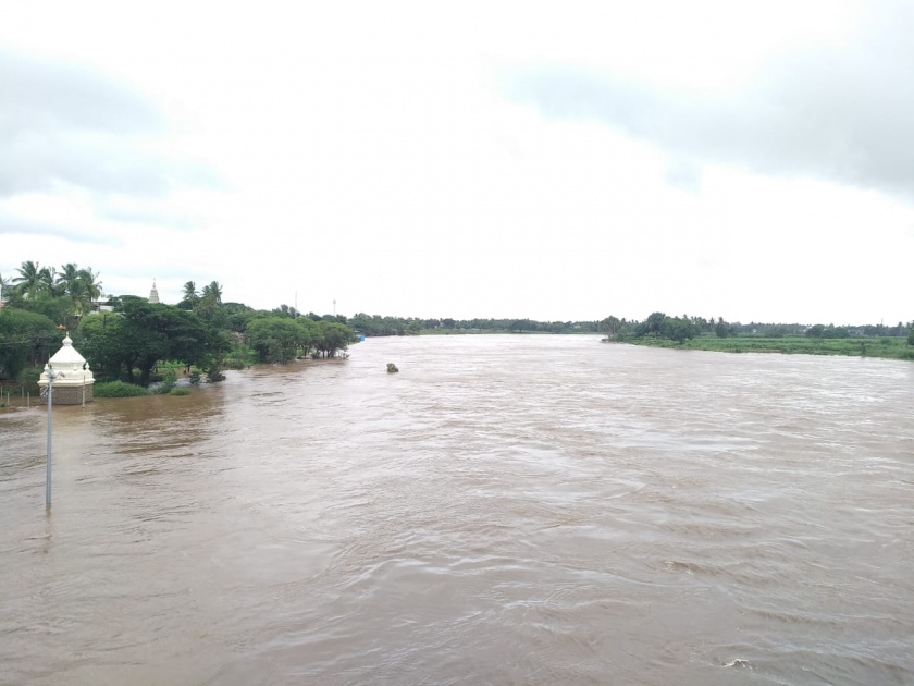 Sangli Krishna river level at 39 feet | सांगलीत कृष्णा नदीपातळी ३९ फुटांवर