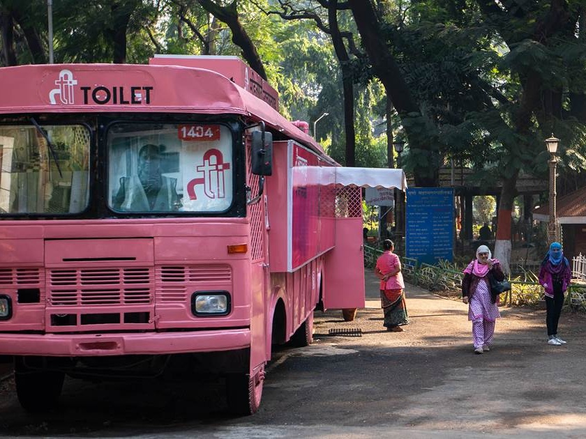 Mobile Toilets With Wifi, Tv For Women On Marine Drive Mumbai | मुंबई महापालिका आणणार महिलांसाठी स्पेशल स्वच्छतागृह; WiFi, टीव्ही अन् बरंच काही