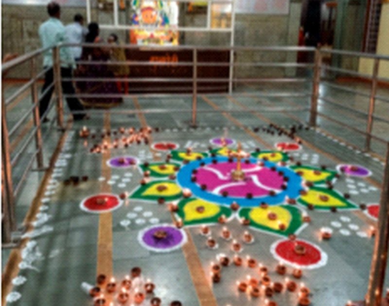 The temple of Ekvira Devi lit up by Dipotsava | दीपोत्सवाने उजळले एकविरा देवीचे मंदिर