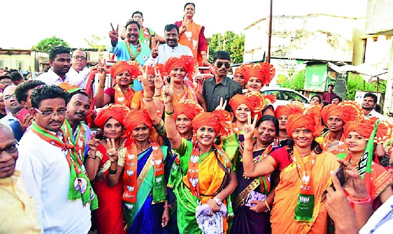 Maharashtra Election 2019 ; The rallies and meetings were aired by the public | Maharashtra Election 2019 ; रॅली व सभांद्वारे प्रचारतोफा थंडावल्या