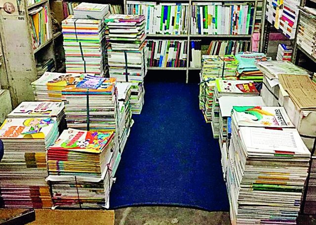 9 lakh 91 thousand books registered | ९ लाख ९१ हजार पुस्तकांची नोंदणी