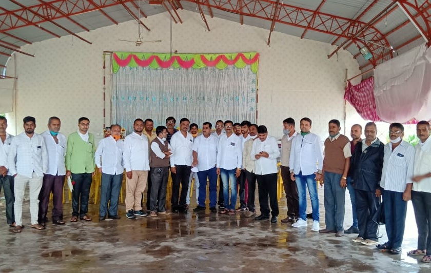 Meeting of Vanjari community in Ghoti, Valtule as the city president | घोटीत वंजारी समाजाची बैठक, शहराध्यक्षपदी वालतुले