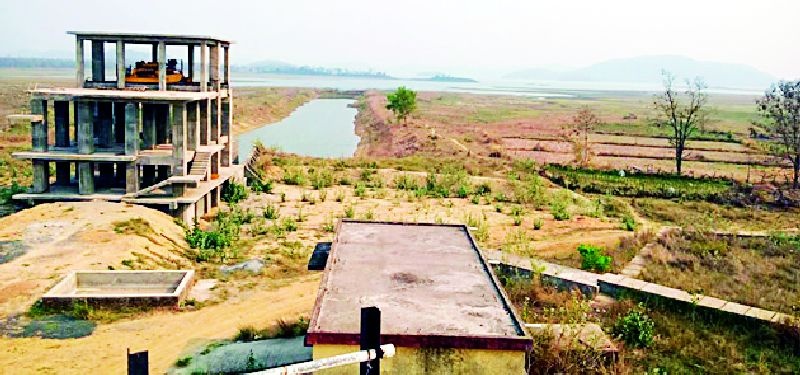 Jhanshinagar project closed for 3 years | झाशीनगर प्रकल्प २३ वर्षांपासून कुलूपबंद