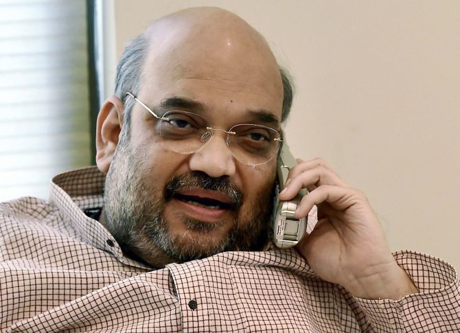 Maharashtra Election 2019: When CM Devendra Fadanvis calls Amit Shah at 12 pm | Maharashtra Election 2019: जेव्हा रात्री 12 वाजता मुख्यमंत्री अमित शहांना फोन करतात तेव्हा...