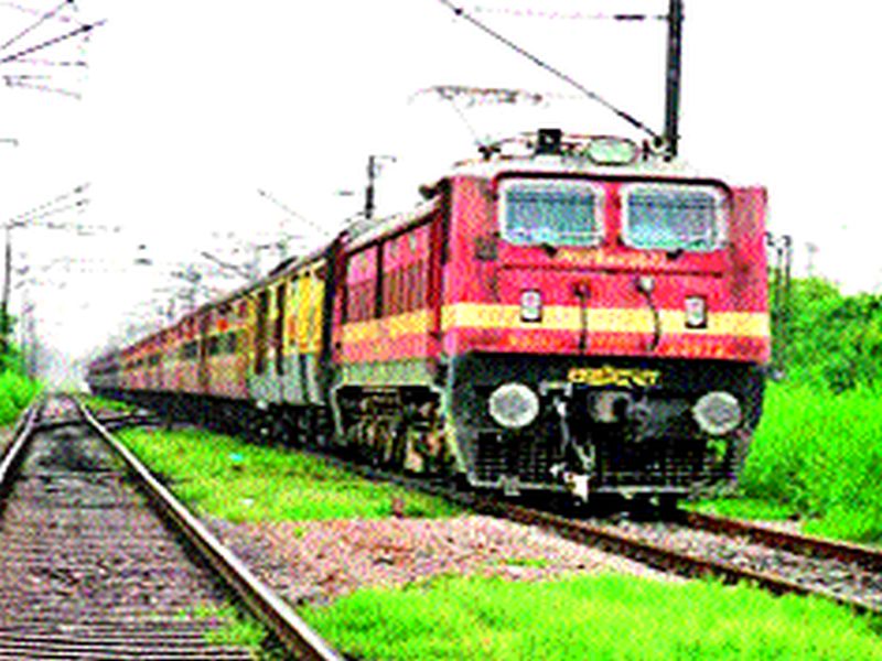 Events in Asangaon triggered by crackdown on rail tracks: Delay in trains | रेल्वे रुळाला तडे गेल्याने वेळापत्रक कोलमडले आसनगाव येथील घटना : गाड्यांना विलंब