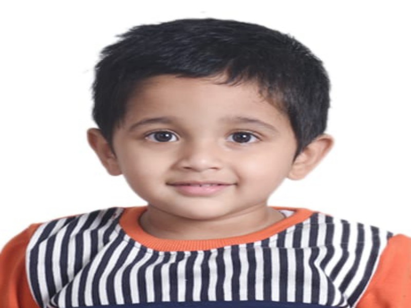 Chimurda, a two-year-old from Pune, is listed in the "india book of records" | पुण्याच्या दोन वर्षीय चिमुरड्याची India Book Of Records मध्ये नोंद