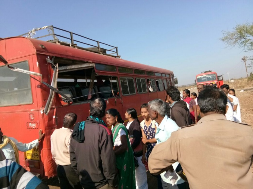 Two accidents in Chandrapur district; One killed and some injured | चंद्रपूर जिल्ह्यात दोन अपघात; एक ठार तर काही जखमी