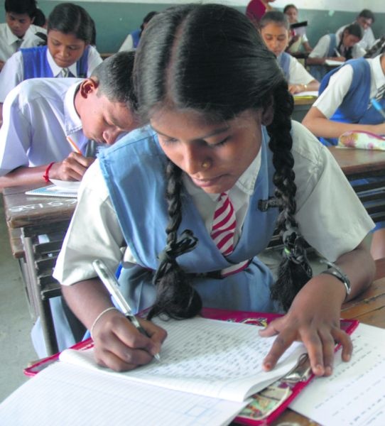  Less than five students in five schools in Nagpur taluka | नागपूर तालुक्यातील पाच शाळांमध्ये पाचपेक्षाही कमी विद्यार्थी