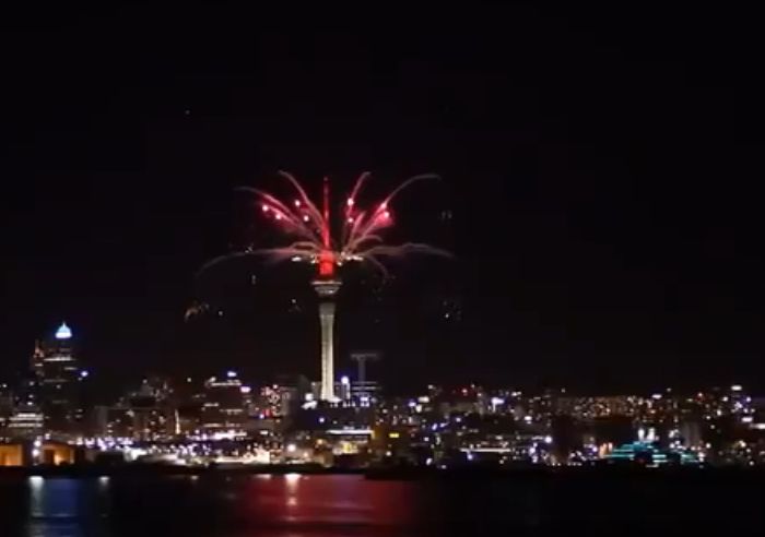 Goodbye 2017, Welcome 2017: New Year's Eve welcome to Australia, New Zealand | गुडबाय 2017, वेलकम 2018 : ऑस्ट्रेलिया, न्यूझीलंडमध्ये नववर्षाचं सर्वात अगोदर जल्लोषात स्वागत