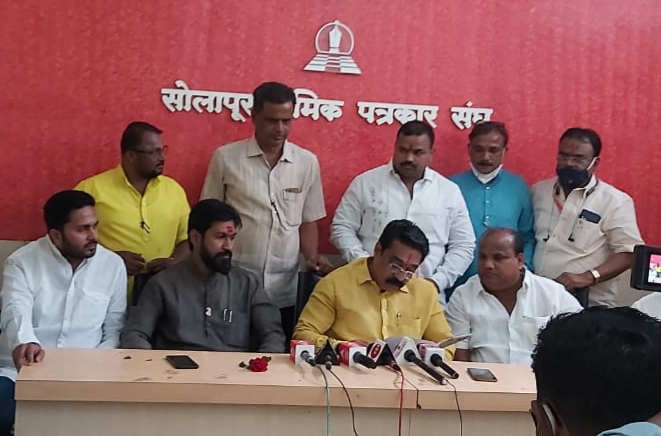 Mahesh Kothe expelled from Shiv Sena; Purushottam Barde said action as per Matoshri's order | 'ते' राष्ट्रवादीत जातो म्हणाले, 'मातोश्री'ने हकालपट्टीचे आदेश दिले!