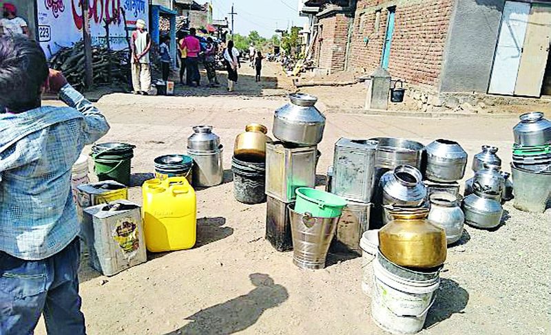 Water shortage in 16 villages of Tivasa taluka | तिवसा तालुक्यातील १६ गावांमध्ये पाणीटंचाई