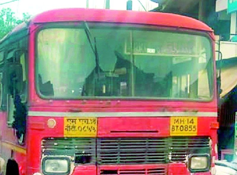 Passenger headaches on the Pawani-Bhandara route | पवनी-भंडारा मार्गावर प्रवाशांची डोकेदुखी