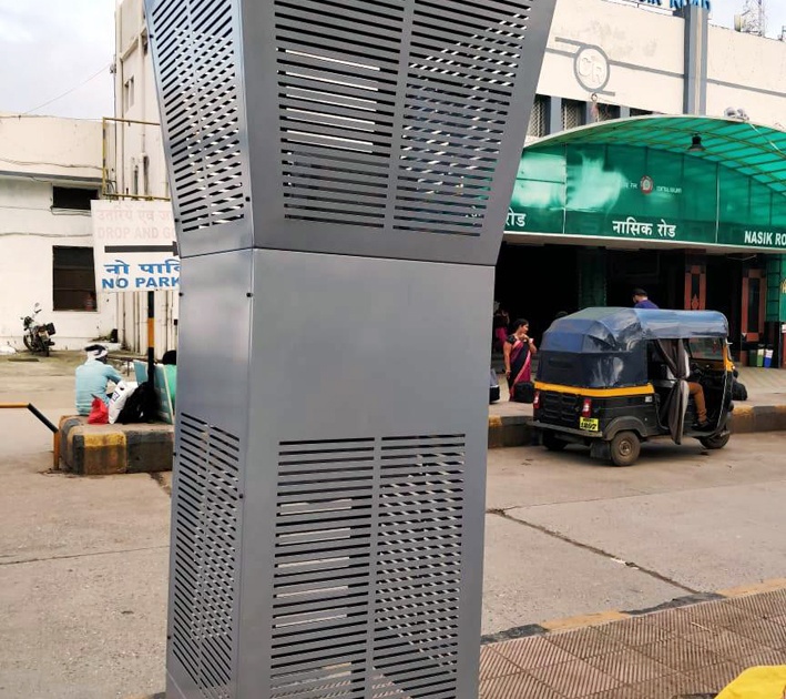 Air purifier | रेल्वेस्थानकात हवा शुद्धीकरण यंत्र