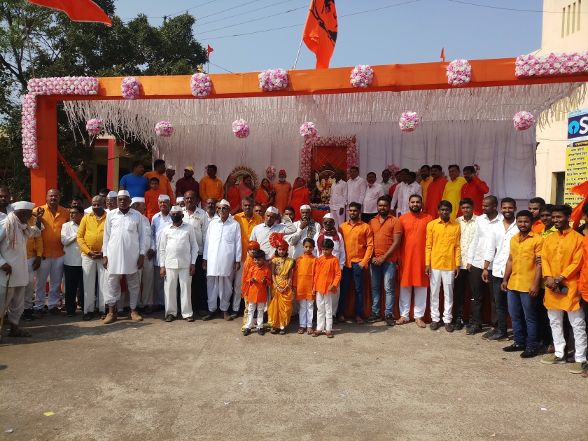 Shiv Jayanti celebration in Vilholi | विल्होळीत शिवजयंती उत्सव साजरा