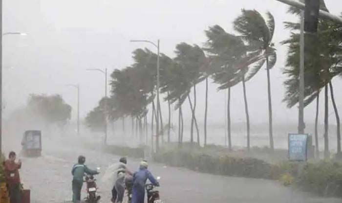 Weather Alert! Heavy rain in the Shrivardhan and Malvan; rain will many places in the state including Central Maharashtra | Weather Alert! श्रीवर्धन, मालवणला अतिवृष्टी; पुढील २ दिवस राज्यात अनेक ठिकाणी 'वरुणराजा' बरसणार
