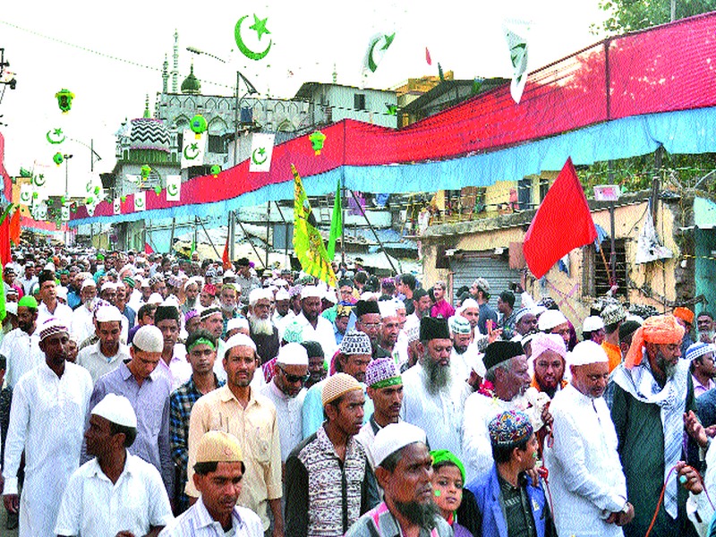  Procession organized on 'Eid-e-Milad' | ‘ईद-ए-मिलाद’निमित्त मिरवणूक