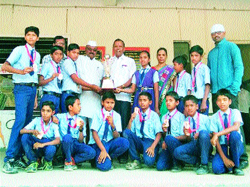 Nashik district gold medal in state level lagori competition | राज्यस्तरीय लगोरी स्पर्धेत  नाशिक जिल्ह्याला सुवर्णपदक