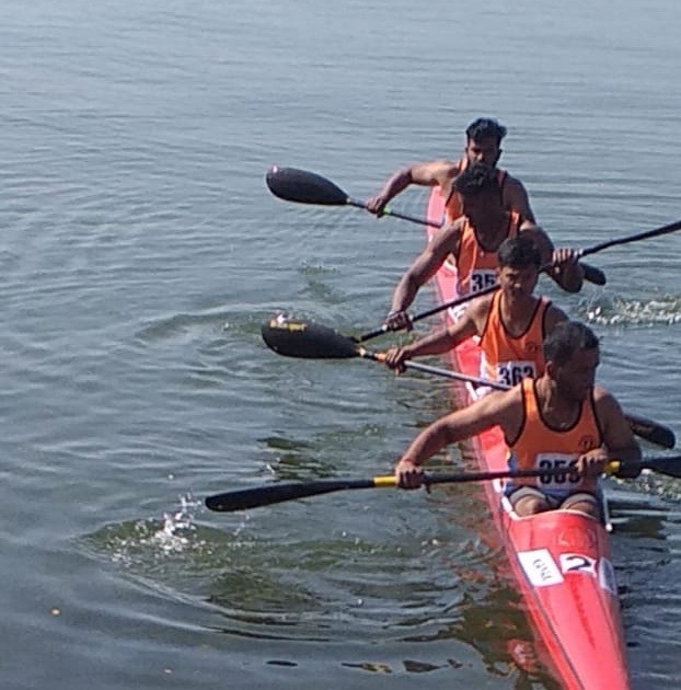Bronze to Shivaji University in kayaking competition | कायकिंग स्पर्धेत शिवाजी विद्यापीठाला कास्य