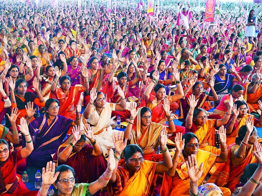 Unprecedented mahaparayan; 1.25 lakh devotees | अभूतपूर्व महापारायण; सव्वा लाख भाविक