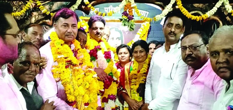 Zilla Parishad chairperson's election: Mahavikas aghadi win | जिल्हा परिषद सभापती निवडीतही महाविकास आघाडीची बाजी