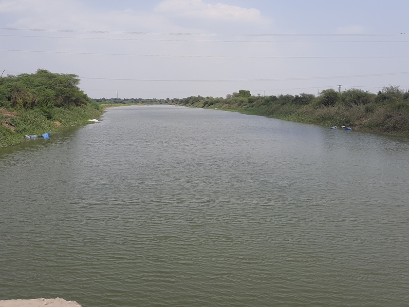 Water intake increased from lower Dudhna | निम्न दुधनातून पाणी उपसा वाढला