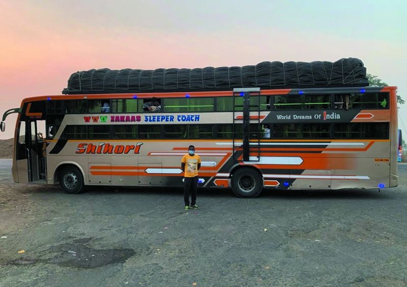 RTO cracks down on 26 private buses | ‘आरटीओ’कडून २६ खासगी बसेसवर कारवाईचा बडगा