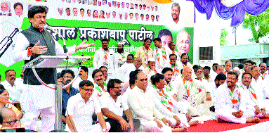 The BJP-Shiv Sena combine to defeat Maharashtra | Lok Sabha Election 2019 भाजप-सेना युतीने महाराष्ट्र चुलीत घातला