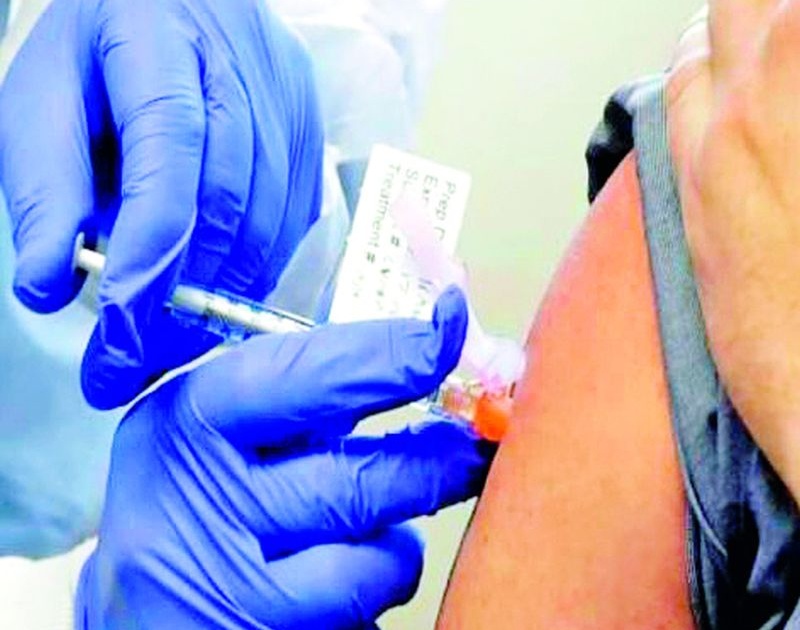 Order to complete corona vaccination in the district by November | नोव्हेंबरपर्यंत जिल्ह्यातील कोरोना लसीकरण पूर्ण करण्याचा आदेश