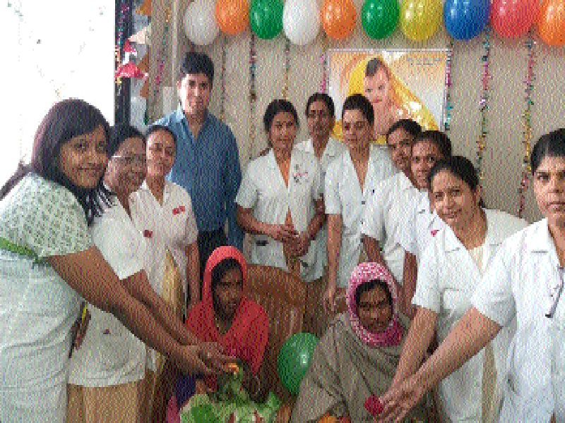 Girls' Birthday Celebration at Beed District Civil Hospital | बीड जिल्हा रुग्णालयात रंगला मुलींचा जन्मोत्सव सोहळा