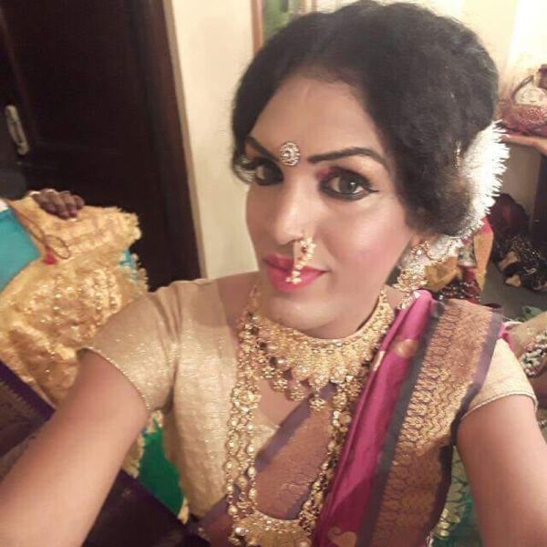Welcome! Transgender Paras Thakur gets job in bank | स्वागतार्ह! ट्रान्सजेंडर पारस ठाकूरला मिळाली बँकेत नोकरी