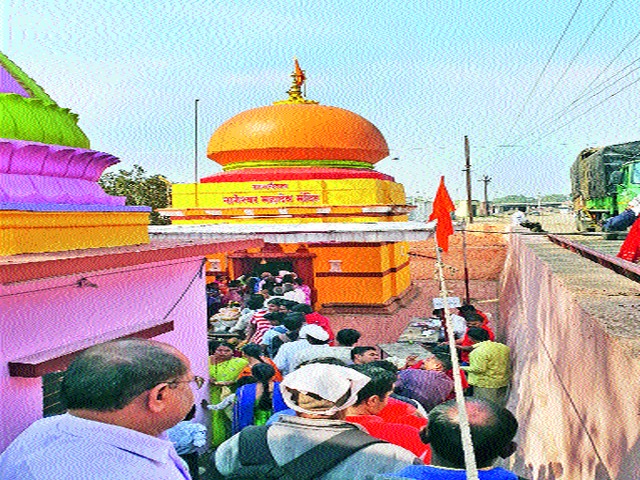 Har Har Mahadev praises Shiva temples | ‘हर हर महादेव’चा शिवमंदिरांमध्ये जयघोष