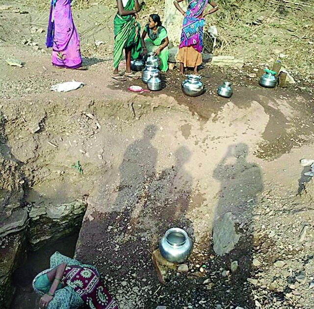 Contaminated water in the Nallah drinks Kollam brother | कोलाम बांधव पितात नाल्यातील दूषित पाणी