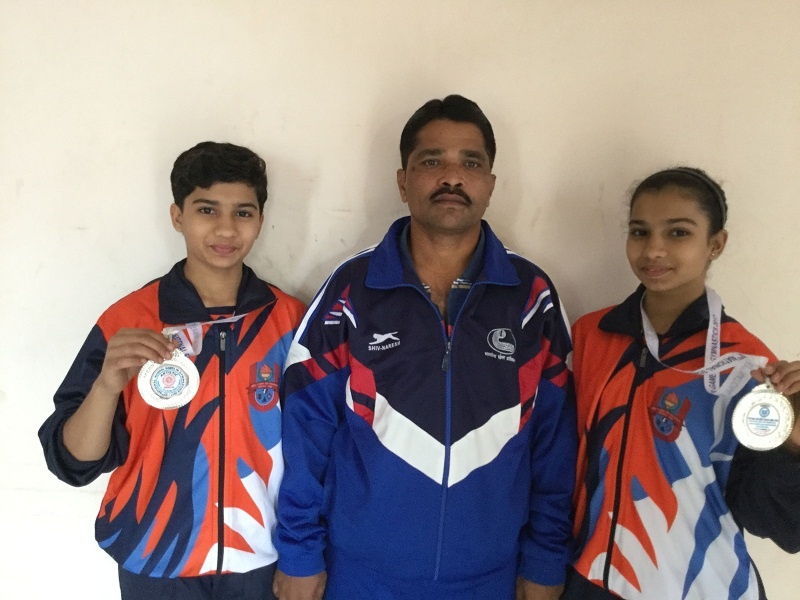  Riddhi, Siddhi win silver medal in national gymnastics tournament | राष्ट्रीय जिम्नॅस्टिक स्पर्धेत रिद्धी, सिद्धीने जिंकले रौप्यपदक