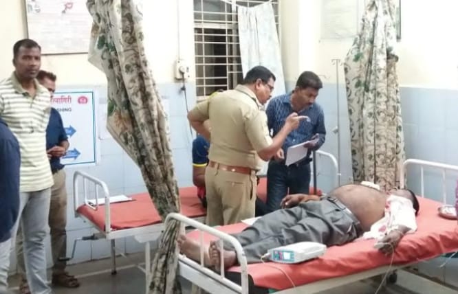 A shot at a Ratnagiri businessman killed for ransom | खंडणीसाठी झाडली रत्नागिरीतील व्यावसायिकावर गोळी