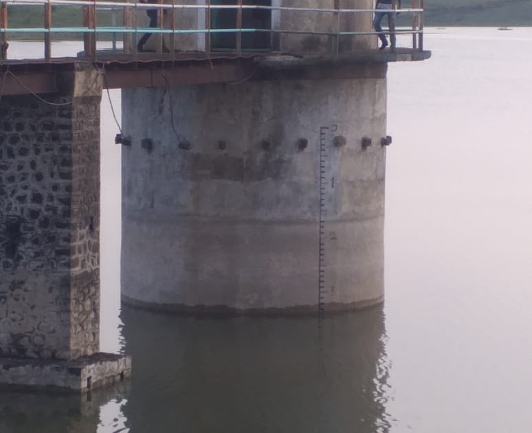 Dahegaon dam filled | दहेगाव धरण भरले