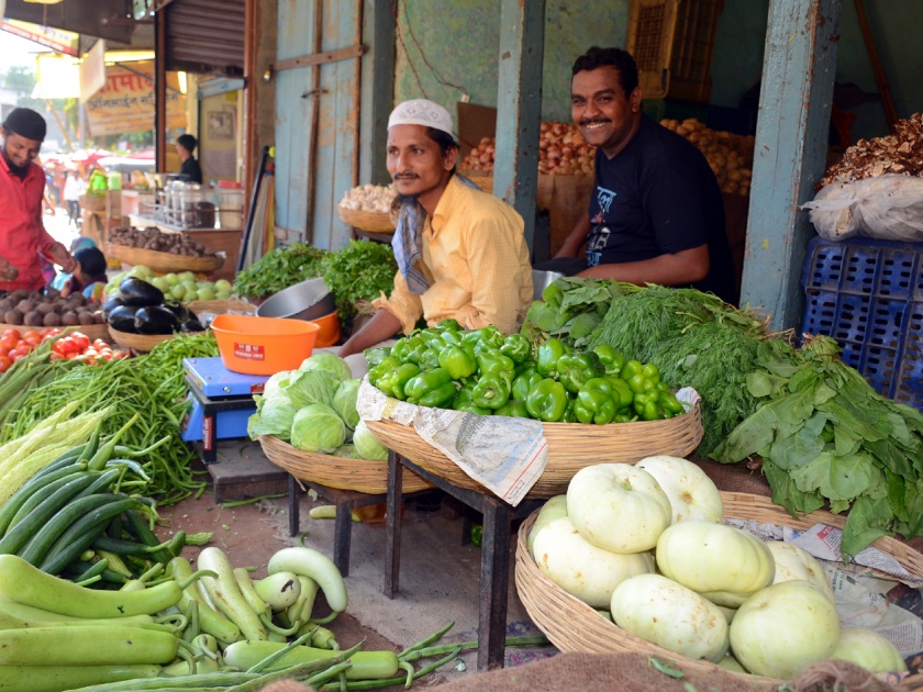 Parbhani: Vegetable prices fall | परभणी : भाजीपाल्याचे भाव गडगडले