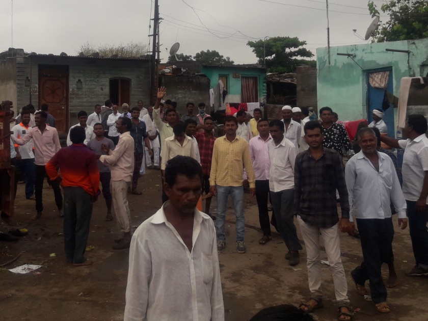 Hivari Digar villagers boycott voting | जामनेर तालुक्यातील हिवरी दिगर ग्रामस्थांचा मतदानावर बहिष्कार