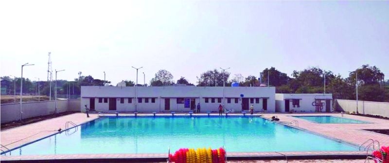 Sports department swimming pool closed! | क्रीडा विभागाचा जलतरण तलाव बंदच!