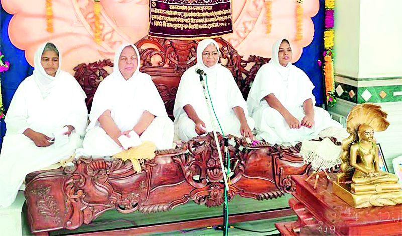 68-day Navkar chant in Hinganghat | हिंगणघाटात ६८ दिवसीय नवकार जप