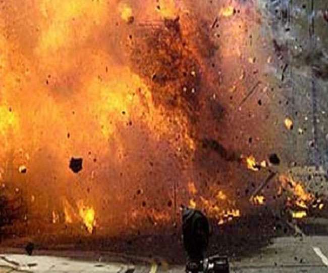 Grenade explodes in Ukraine's capital; Two killed | युक्रेनच्या राजधानीत ग्रेनेड फुटला; दोन ठार