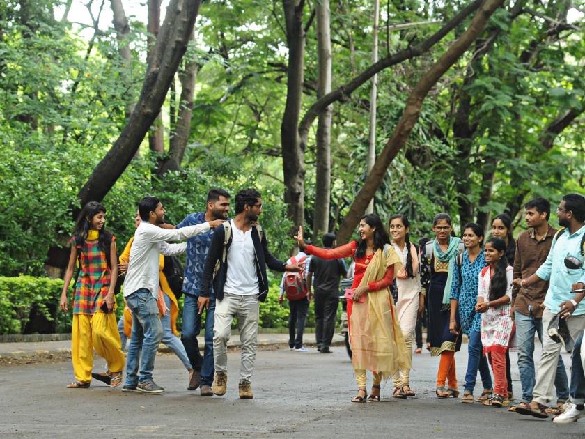Classes filled, Shivaji University emerged | वर्ग भरले, शिवाजी विद्यापीठ बहरले