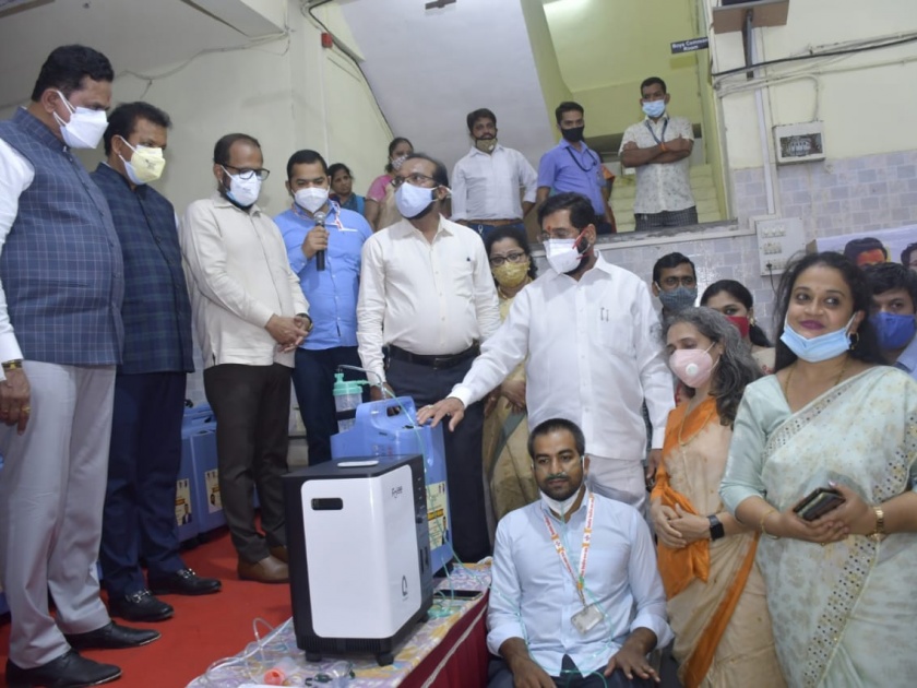 Oxygen: 'Oxygen Bank' for patients in urgent need of oxygen; Shiv Sena's new venture | Oxygen: ऑक्सिजनची तातडीने गरज असलेल्या रुग्णांसाठी 'ऑक्सिजन बॅंक'; शिवसेनेचा नवा उपक्रम