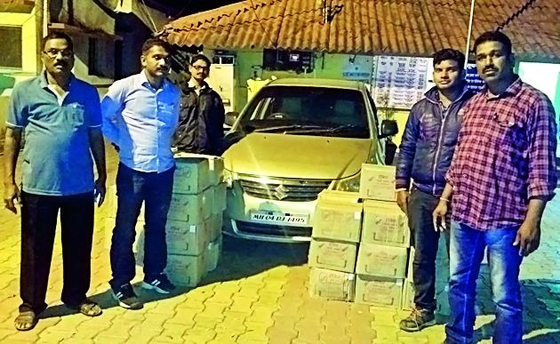 Around 8 lakhs worth of cash seized by the vehicle were seized | वाहनाचा पाठलाग करून साडेआठ लाखांचा मुद्देमाल जप्त