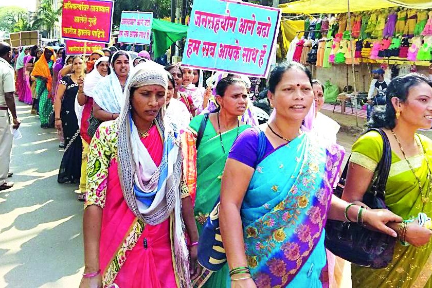 Opposition to fight against chit fund companies in Chandrapur | चिटफंड कंपन्यांच्या विरोधात चंद्रपुरात मोर्चा