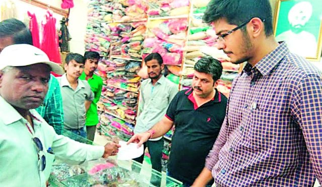 Locked plastic banned in Chandrapur | चंद्रपुरात प्लास्टिक बंदीला खो
