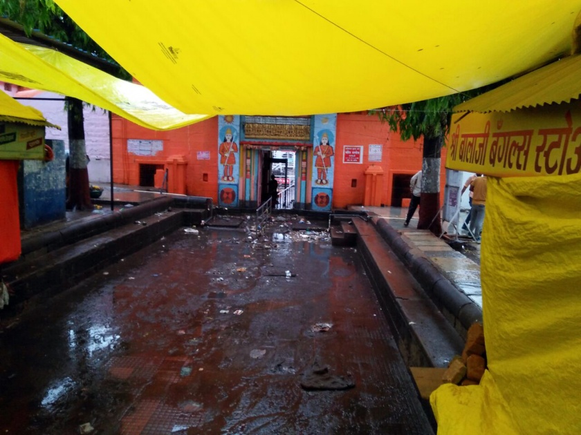 This year, Nagnath entered the temple and water entered | यंदाही नागनाथ मंदिरात घुसले पाणी