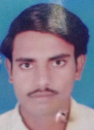 Farmer commits suicide at Bhokarbari in Parola taluka | पारोळा तालुक्यातील भोकरबारी येथे शेतकऱ्याची आत्महत्या