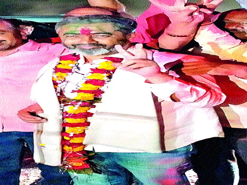  Rahul Aher, BJP's victorious horse race | भाजपचे राहुल आहेर यांची विजयी घोडदौड कायम